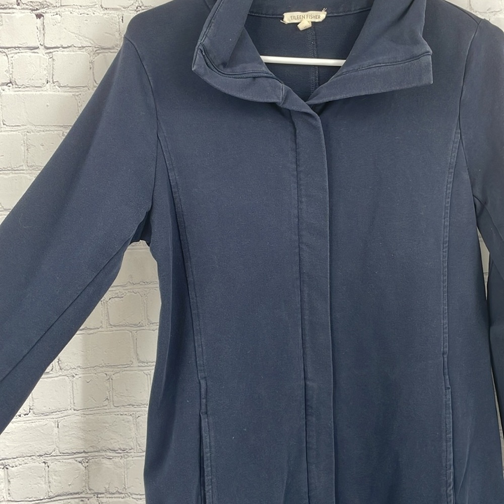 Eileen Fisher zip up jacket navy blue cotton 91% cotton 9% spandex